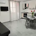 Maya\'S Home